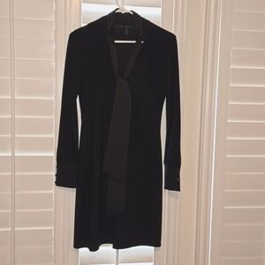 White House Black Market V-Neck Dress‎ Women's Size XS Black